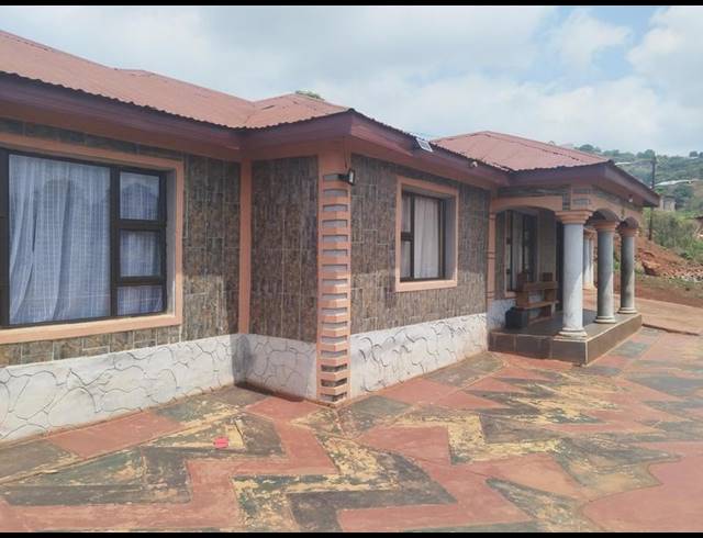 3 BEDROOM HOUSE FOR SALE IN LUNUNGWI